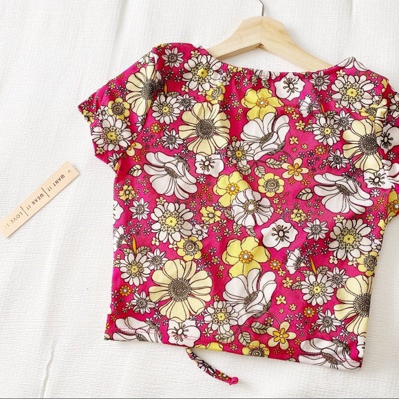 NWT Bold Vintage Floral Cropped Ruched Drawstring Top - Picture 11 of 12